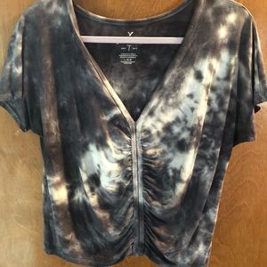 American Eagle gray/white marble short-sleeve top.